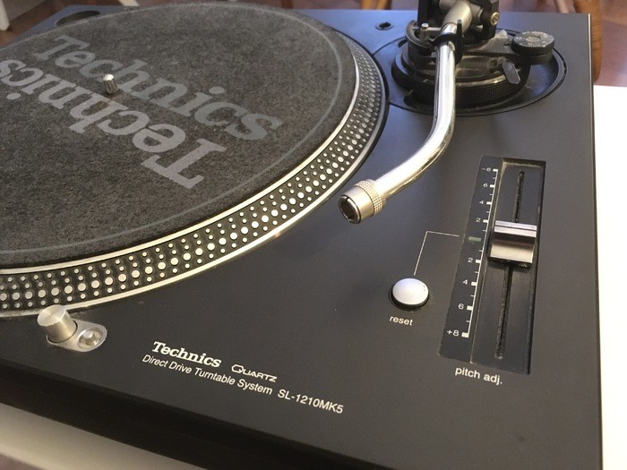 Technics SL1210 MK5 image (2053570) Audiofanzine