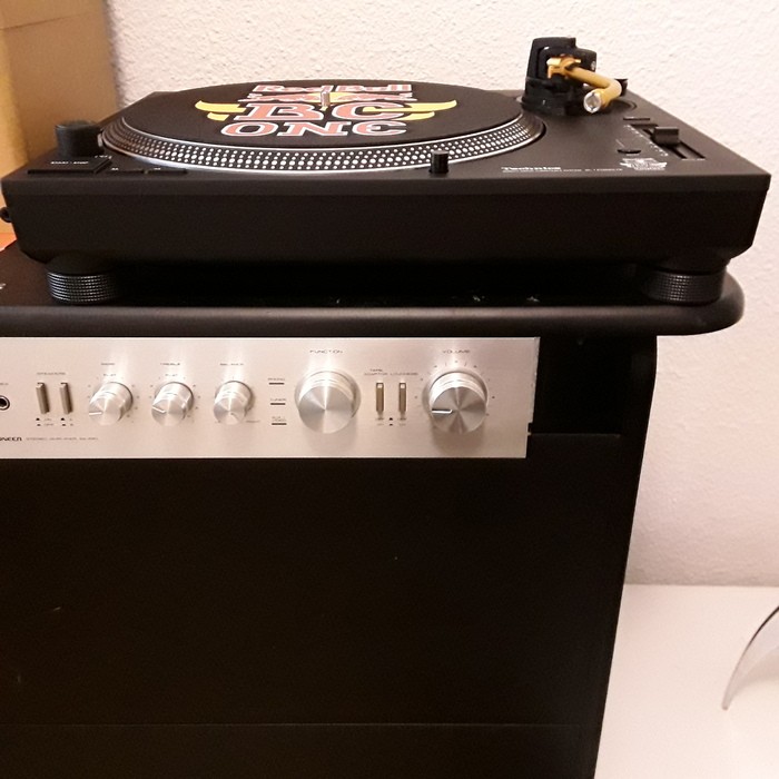 technics-sl-1210-mk7-3288906.jpg