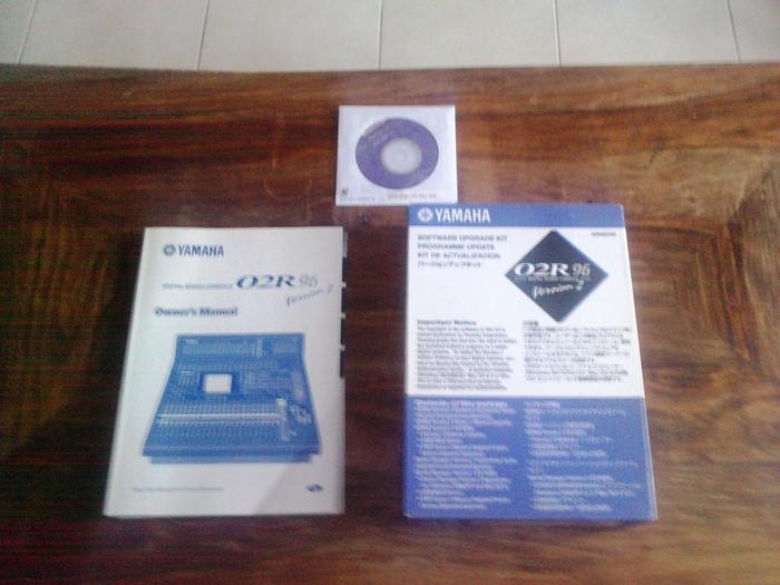 Photo Yamaha 02R96 V2 : Yamaha 02R96 V2 (23731) (#83570) - Audiofanzine