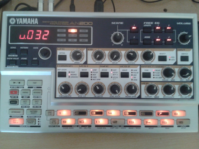 Photo Yamaha AN200 Yamaha AN200 (51933) (1057822) Audiofanzine