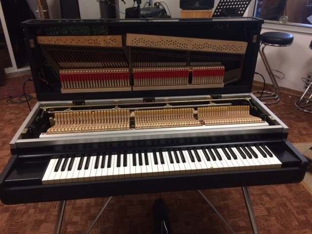 photo-yamaha-cp-70-yamaha-2-jpg-1763362-audiofanzine
