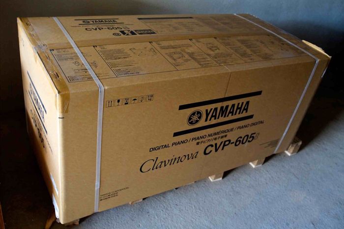 Photo Yamaha CVP-605 : Yamaha CVP-605B (#951650) - Audiofanzine