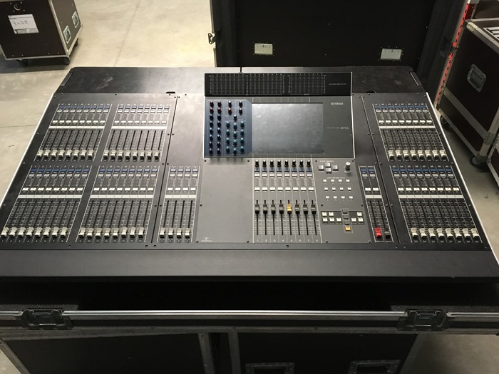 Photo Yamaha M7CL48ES Yamaha M7CL48ES (78832) (1711276) Audiofanzine