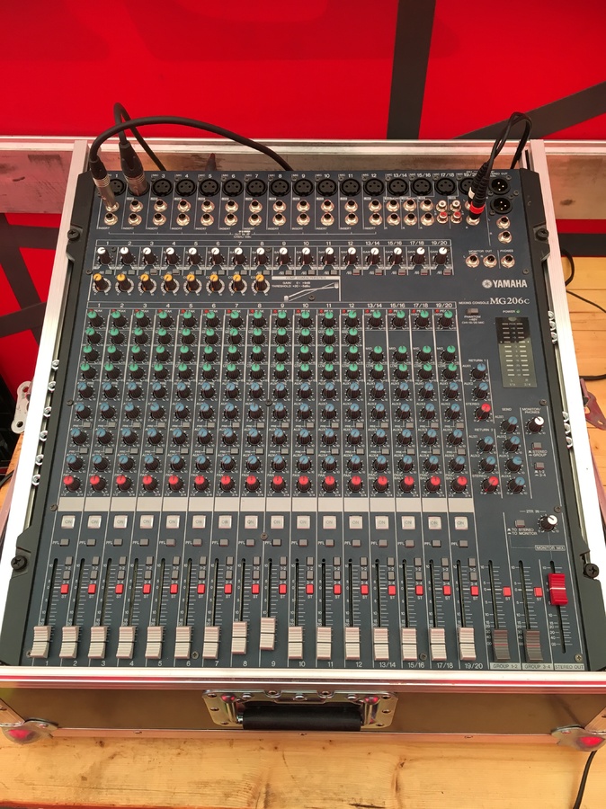 Yamaha MG20 image (#1620103) - Audiofanzine