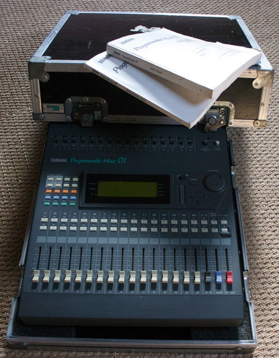 Photo Yamaha Promix 01 Yamaha Promix 01 (66135) (66393) Audiofanzine