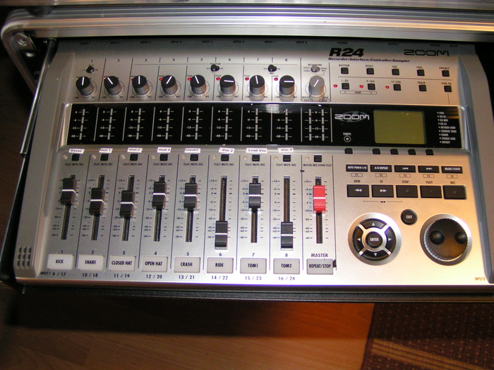 Photo Zoom R24 Zoom R24 (15186) (788257) Audiofanzine