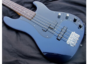 Fender Deluxe Active P Bass Special - Black Rosewood