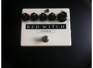 Red Witch Famulus (64772)