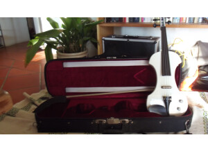 Fender FV-1 Violin - Polar White