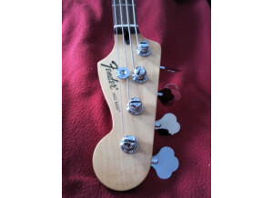 Fender Modern Player Short Scale Jazz Bass - White Blonde