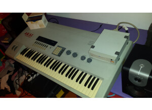 Akai S1000KB (88197)