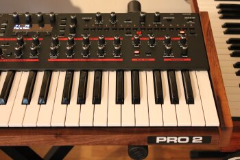 Dave Smith Instruments Pro 2 Dave Smith Instruments Pro 2