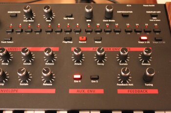 Dave Smith Instruments Pro 2 Dave Smith Instruments Pro 2