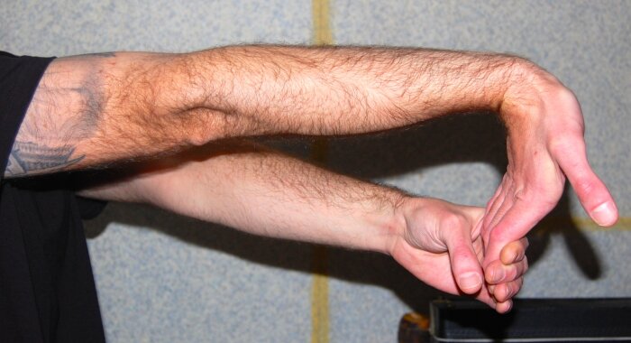 S'échauffer avant de jouer de la guitare S'échauffer avant de jouer de la guitare