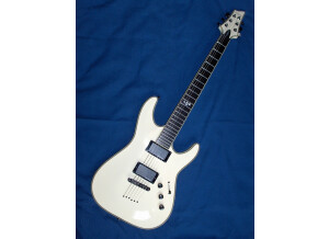 Schecter Blackjack ATX C-1 - Aged White