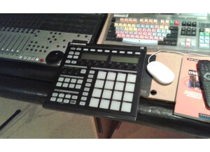 Native Instruments Maschine MKI (7528)