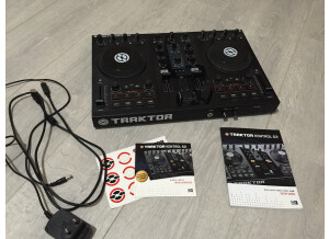 Native Instruments Traktor Kontrol S2 (40756)