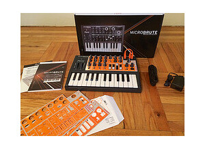 Arturia MicroBrute (19436)