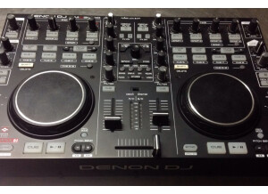 Denon DJ DN-MC3000 (72851)