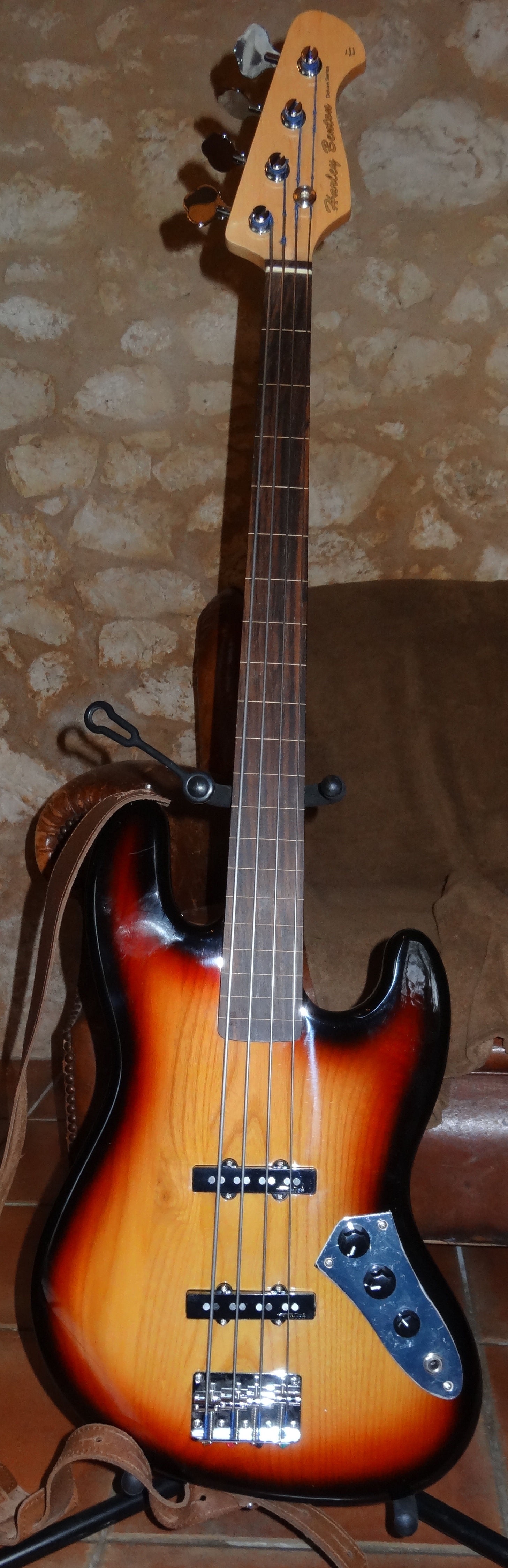 Harley Benton JB-40FL