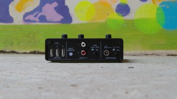 Novation Audiohub 2x4 Novation Audiohub 2x4