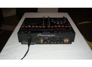 Pioneer EFX-1000 (9147)