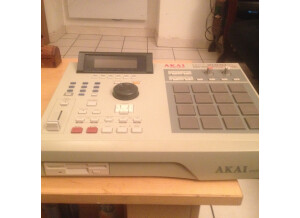 Akai MPC2000XL (45435)