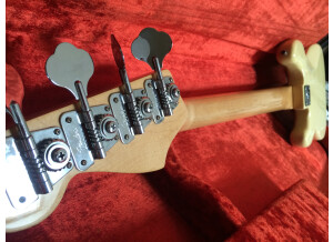 Fender Precision Bass USA de 77