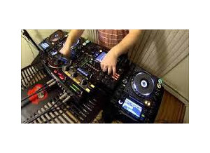 Pioneer CDJ-2000 (20181)