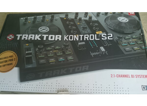 Native Instruments Traktor Kontrol S2 (50633)