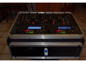 Audiophony Table de mixage Submix + lecteur multimédia MPU320