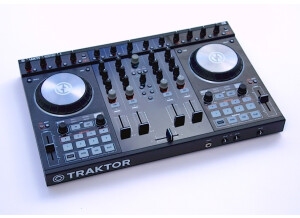 Native Instruments Kontrol S4 mk2