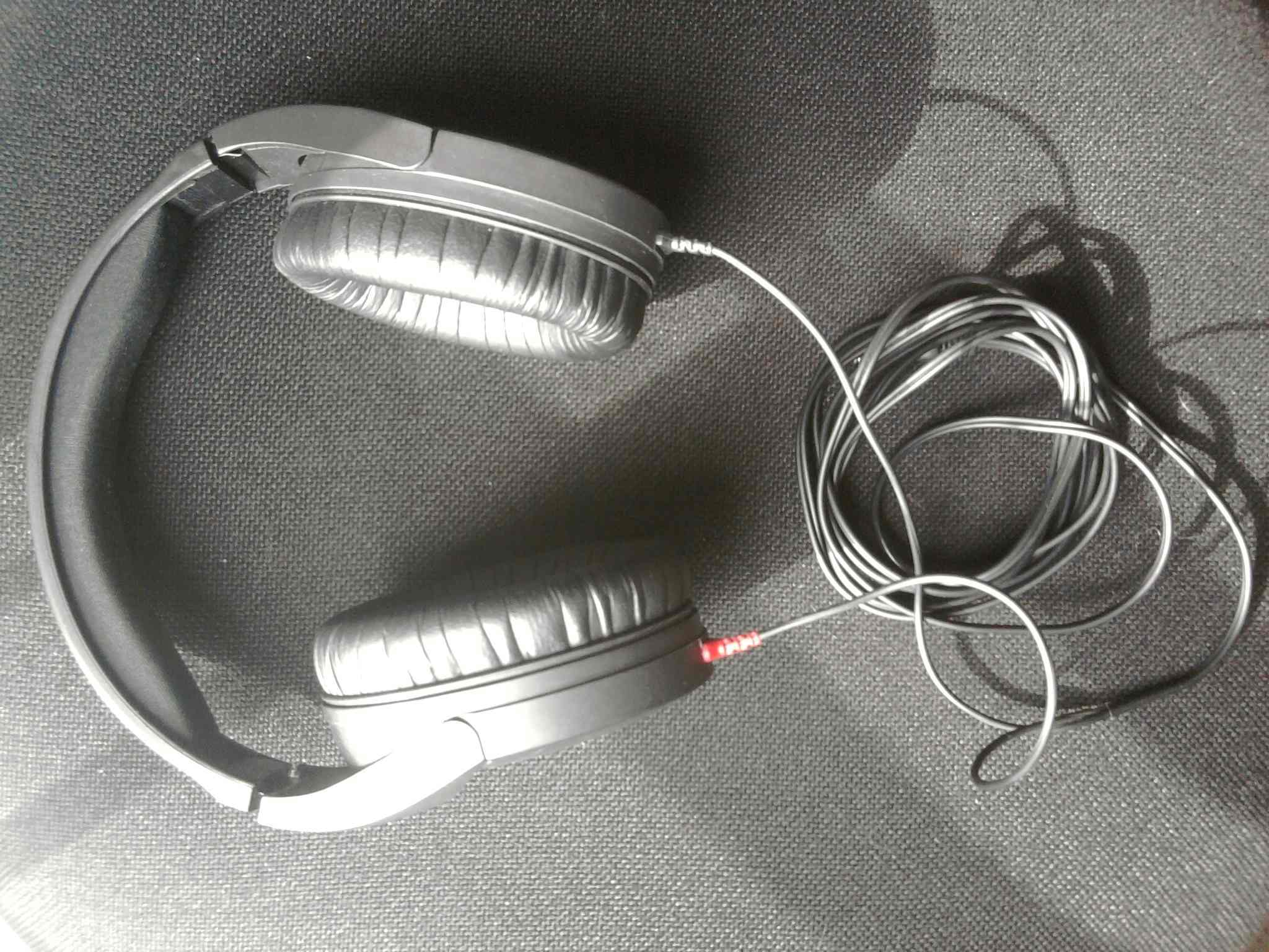 Pictures and images Sennheiser HD 265 Linear - Audiofanzine