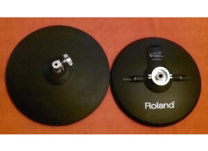 Roland VH-12 (42064)