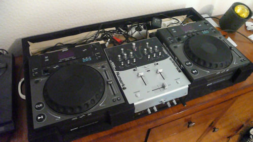 Gemini DJ CDJ- 203 - Tabletop DJ player - Audiofanzine