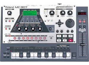 Roland MC-307 (64275)