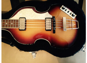 Hofner Guitars Violin Bass Contemporary Series (64041)