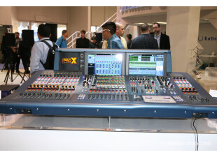 NAMM Winter 2015 MP790 (c) ModernPics.JPG