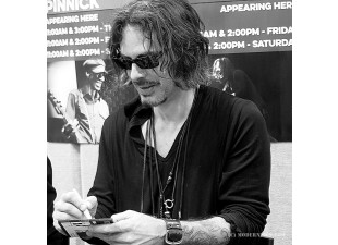 Richie Kotzen Tech21 MP547 (c) ModernPics