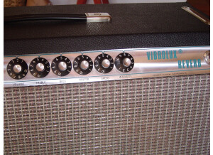 Fender Vibrolux Reverb (Silverface) (27520)