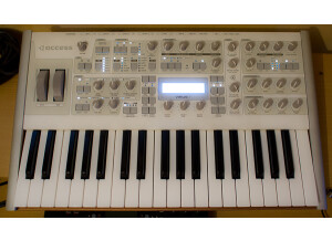 Access Music Virus TI2 Polar (73364)