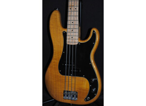 Squier Vintage Modified Precision Bass - Amber Maple