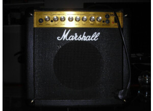 Marshall MG15DFX (78403)