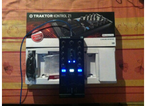 Native Instruments Traktor Kontrol Z1 (1455)