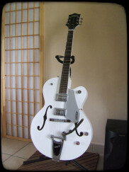 Gretsch G5120 Electromatic Hollow Body White Limited Edition