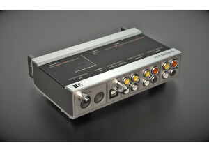 Native Instruments Audio 8 DJ (52318)