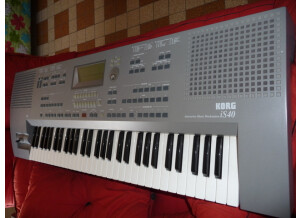 Korg iS-40