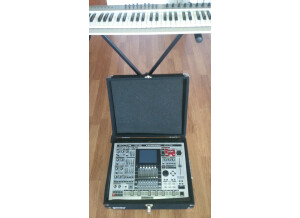 Roland MC-909 Sampling Groovebox (35319)