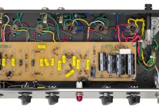 Ampeg J-20