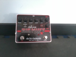 Electro-Harmonix Deluxe Big Muff Pi
